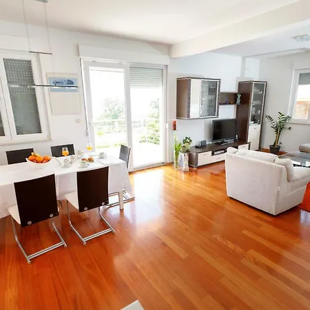 Luxury Castrum Kastela